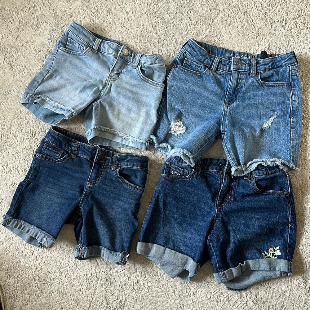4 pairs of Cat & Jack size medium girl shorts